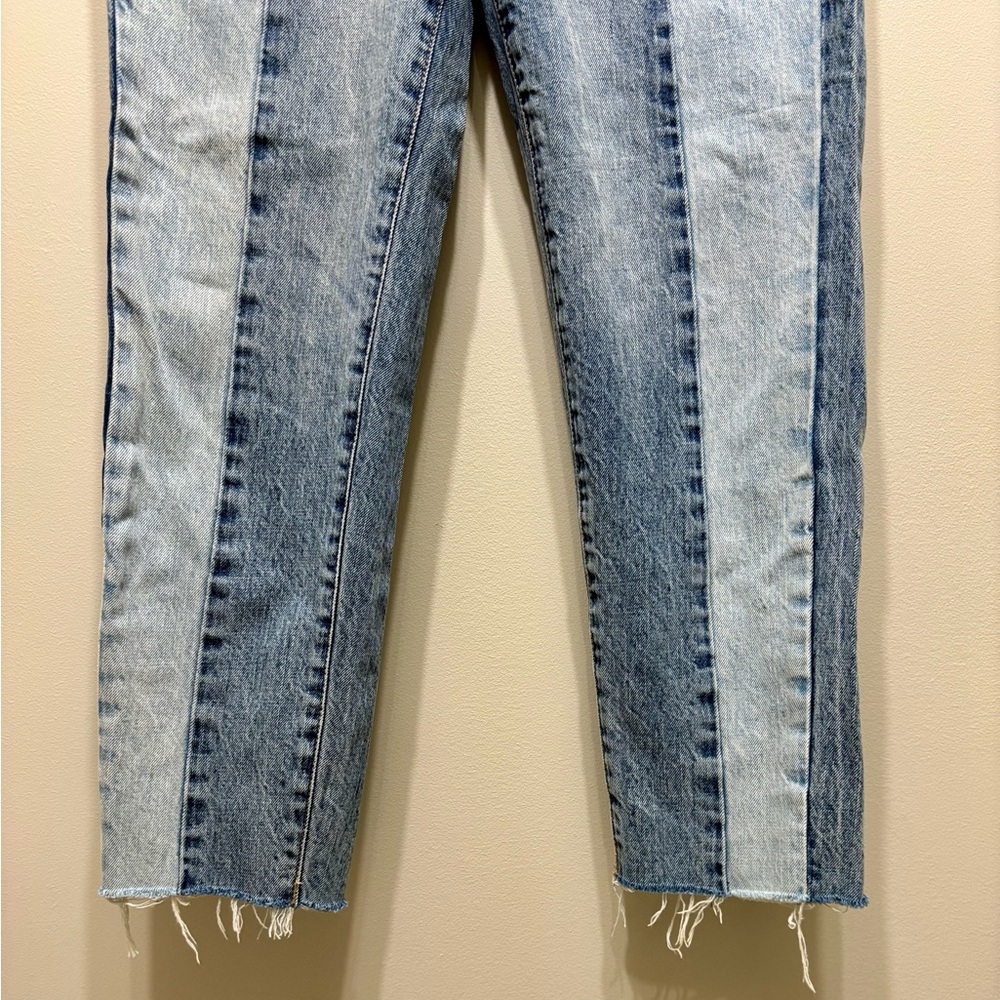 Garage Two Tone High Rise Mom Jeans Raw Hem Blue Denim Size 0 - Picture 4 of 8